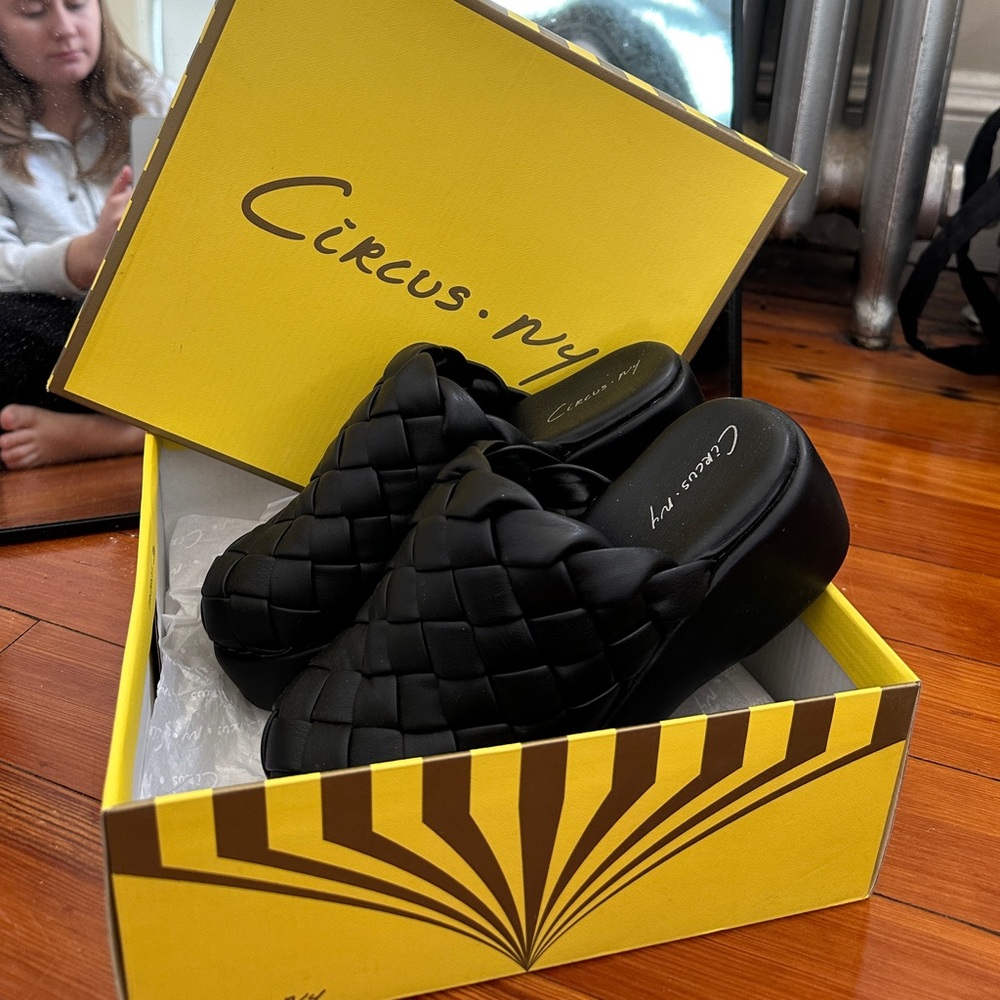 Circus by Sam Edelman Black Platform Shoes